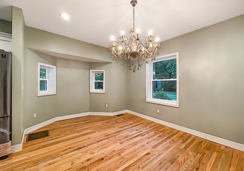 74 Forest Glen Rd, Springfield MA  01106-1115 exterior