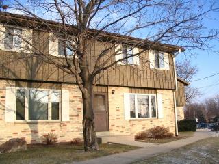 9830 Morgan Ave, Milwaukee, WI 53228-1344
