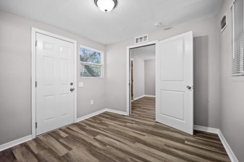 3203 Ellicott St, Tampa FL 33614-6606 exterior