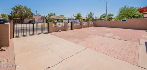 2419 23 St, Tucson AZ 85711-4916 exterior