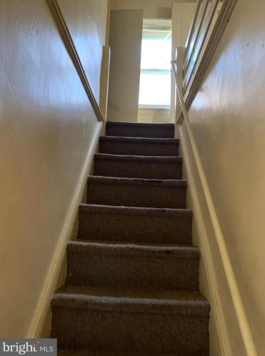 101 6 St, Darby PA 19023-2305 exterior