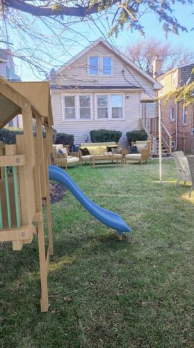 2141 Nagle Ave, Chicago, IL 60707-3415