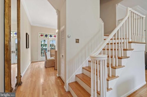 2731 Dumbarton St, Washington DC 20007-3336 exterior