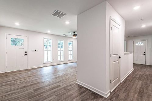 2074 Montrose Dr, Atlanta GA  30344-2355 exterior