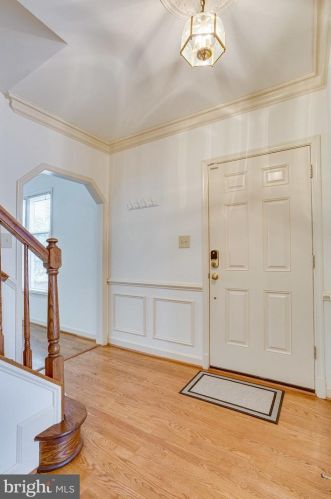 5952 Wescott Hills Way, Alexandria VA  22315-4742 exterior