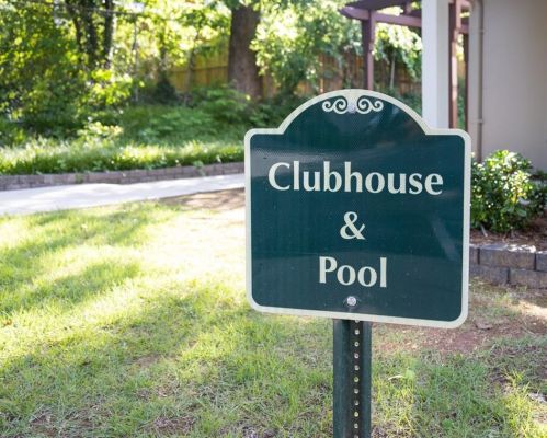 1361 Br Dr, Tucker GA 30084-1277 exterior