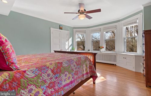 4 Morgan Ln, Media PA 19063-2224 exterior