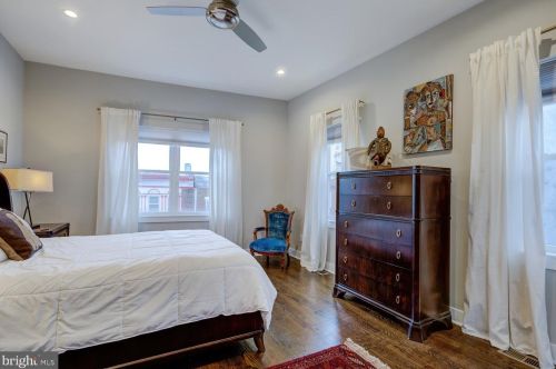 934 Ellsworth St, Philadelphia PA 19146-3010 exterior