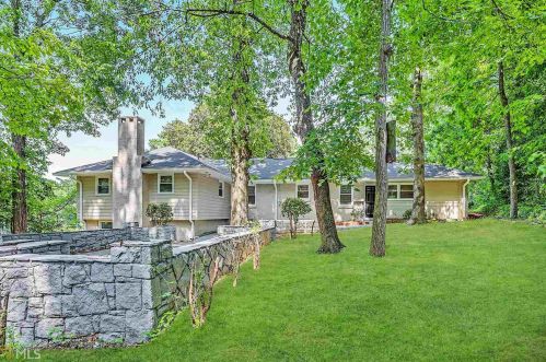 655 Lynn Cir, Atlanta GA  30311-2314 exterior