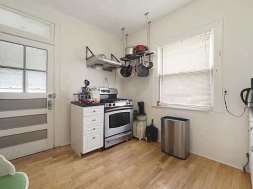 3054 Sayre Ave, Chicago IL 60634-2376 exterior