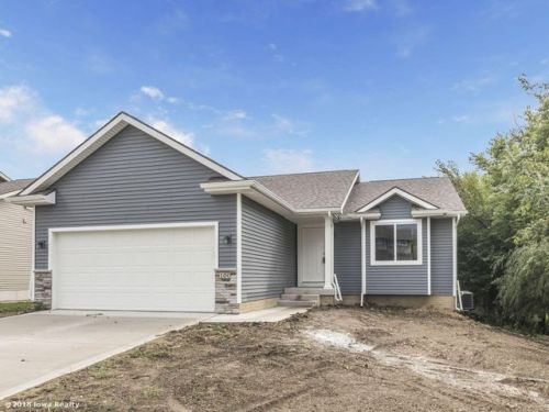 100 Trillium Dr, Waukee, IA 50263-6011