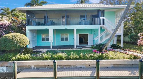 3412 Lakeview Dr, Naples FL 34112-5824 exterior