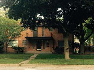 4040 100th St, Milwaukee WI  53222-1330 exterior