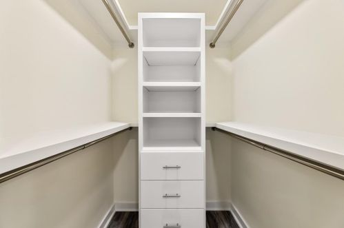 2850 Fls Dr, Dallas TX 75211-9008 exterior