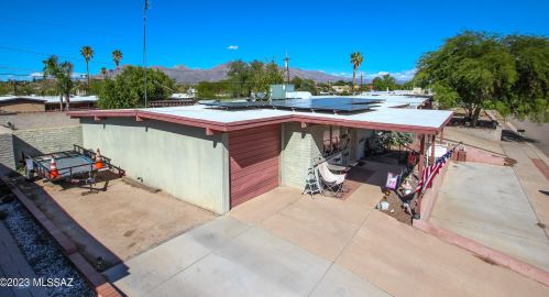 752 Edgewater Dr, Tucson, AZ 85704-2407
