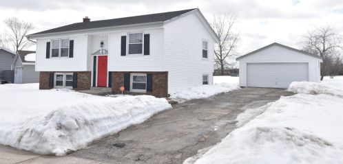 8885 70, Milwaukee WI 53223-2113 exterior