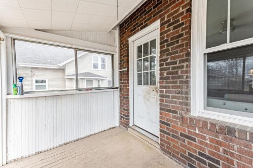 2415 Oakland Ave, Saint Louis, MO 63114-5015