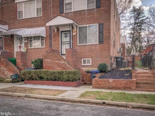 4007 Ames St, Washington DC  20019-3315 exterior