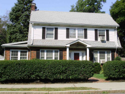 287 Waltham St, Newton, MA 02465-1722