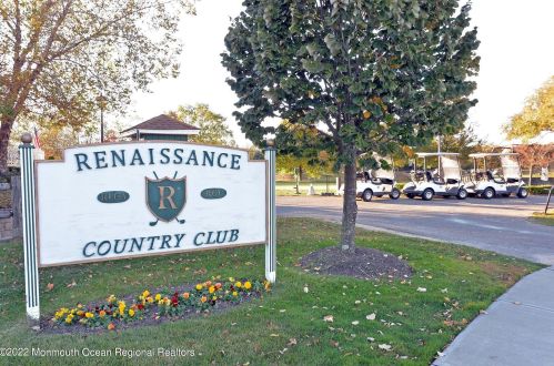 2 Arcadia Dr, Lakehurst NJ 08759-6160 exterior