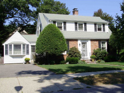 121 Fairway Dr, Newton, MA 02465-1714