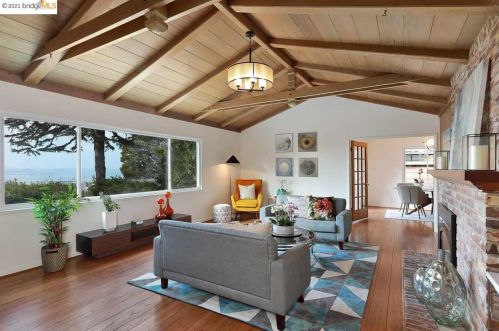 1060 Overlook Rd, Berkeley CA 94708-1712 exterior