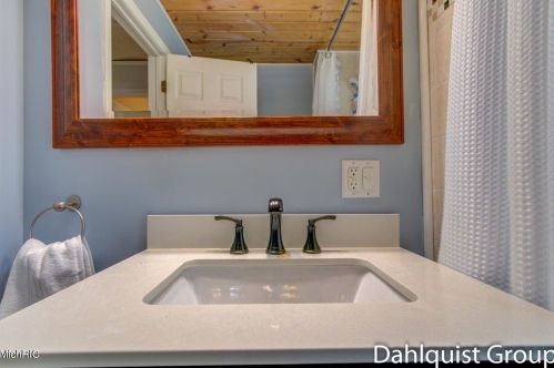 883 Post Rd, Meskegon MI 49441-4045 exterior