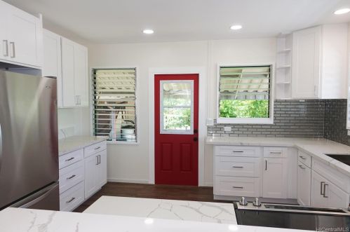 2537 Ahekolo St, Honolulu HI  96813-1109 exterior