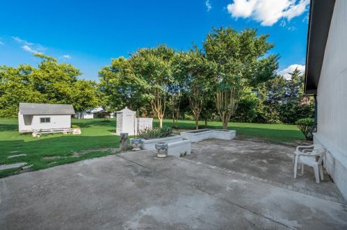 2634 Cypress Ave, Dallas TX  75227-8024 exterior