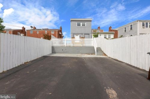 632 Chaplin St, Washington DC  20019-4245 exterior