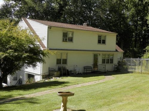 136 Putnam Pike, Killingly CT 06241-1628 exterior