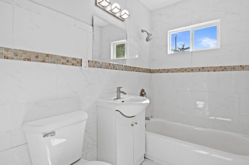 5301 58, Milwaukee WI 53218-4247 exterior