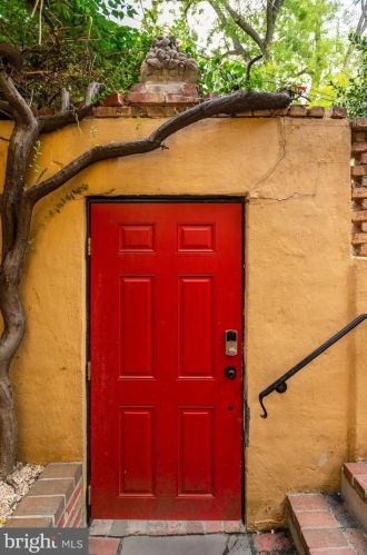 1429 Q St, Washington DC 20009-3808 exterior