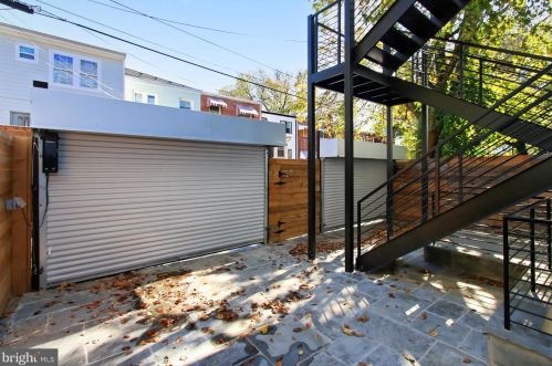 1313 Orren St, Washington DC 20002-3943 exterior