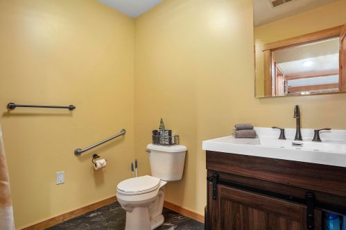 4950 Anderson Rd, Meskegon MI exterior