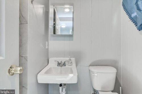 10715 Eastwood Ave, Silver Spring MD  20901-1731 exterior