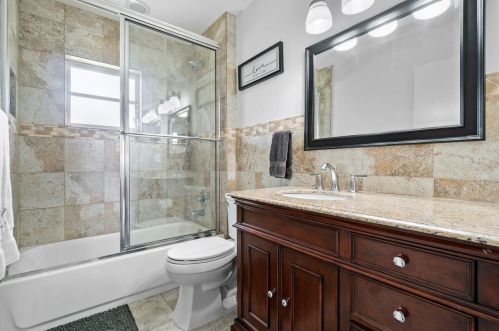 381 Del Rio Blvd, Boca Raton FL 33432-4735 exterior