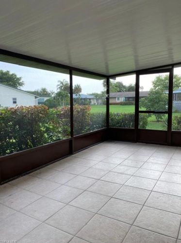 134 Blue Rdg Dr, Naples FL exterior