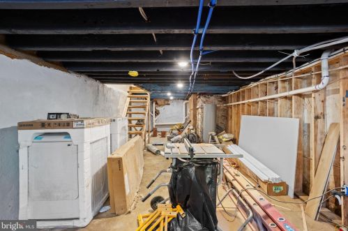 2116 Franklin St, Philadelphia PA 19122-1322 exterior