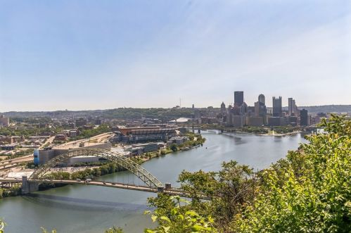 201 Fairview Ave, Pittsburgh PA 15238-3317 exterior