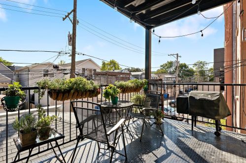 2509 Fullerton Ave, Chicago IL  60647-3496 exterior