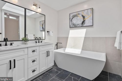 407 Decatur St, Washington DC  20011-4744 exterior