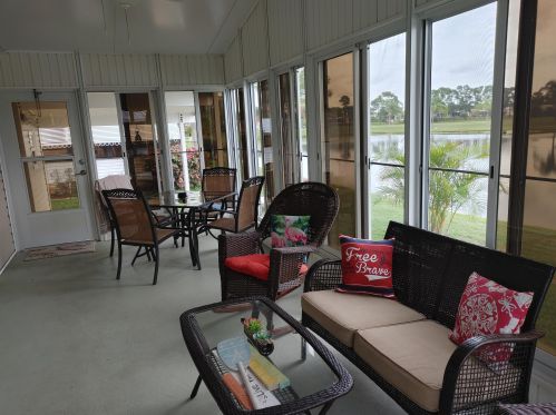 2944 Fiddlewood Cir, Fort Pierce FL 34952-3342 exterior