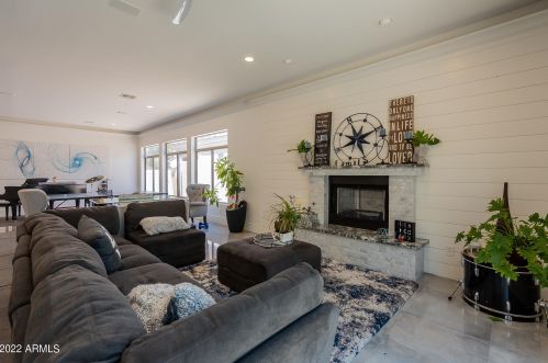 6823 39 Pl, Phoenix AZ 85008-2237 exterior