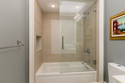 1945 Dayton St, Chicago IL 60614-5028 exterior