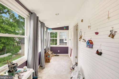 2602 Commonwealth Ave, Alexandria VA 22305-2526 exterior