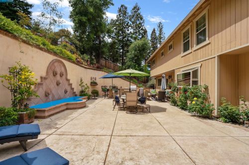 1170 Ridgemont Pl, Concord CA 94521-4831 exterior