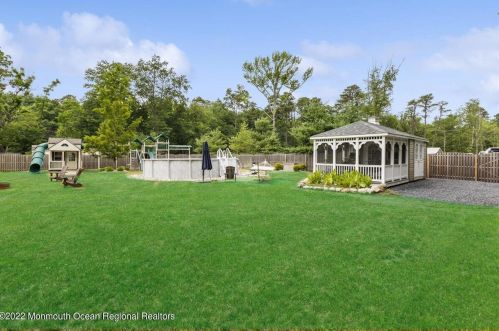 204 Bennetts Mills Rd, Jackson Twp NJ 08527-4260 exterior