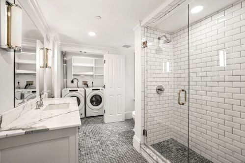 16 Pinckney St, Boston MA exterior