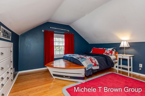 2530 Hall St, Grand Rapids MI 49506-3503 exterior